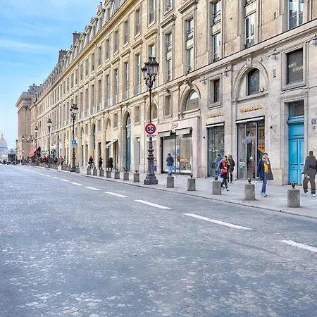 Sublime Rue Royale Apartment *