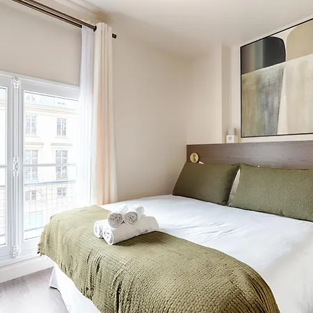 Sublime Rue Royale Apartment *