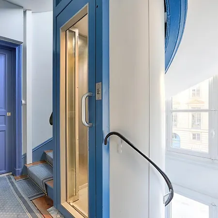 Apartment Sublime Rue Royale Paris